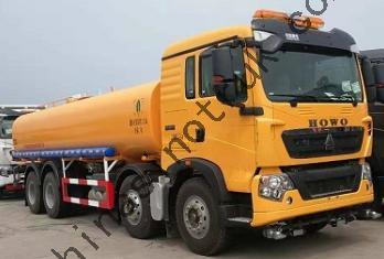 Vacuum Tanker Truck